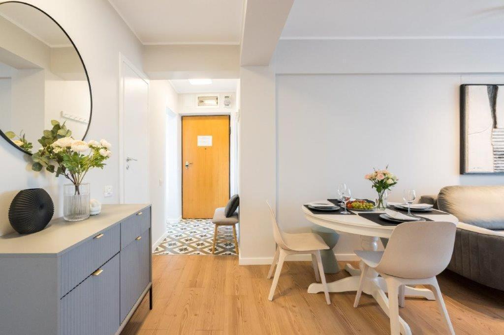 Downtown Modern - 2Br Apartment Bucureşti Eksteriør bilde