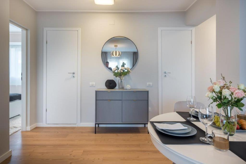 Downtown Modern - 2Br Apartment Bucureşti Eksteriør bilde